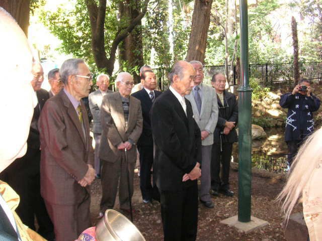 弁財天池の深井戸掘削工事